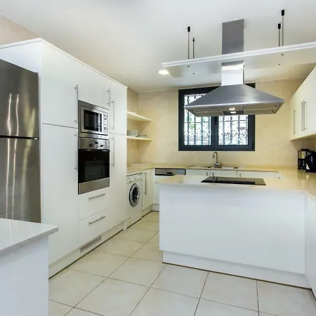 Tarracohomes, With Botanic Garden And Private Pool Facing The Villa