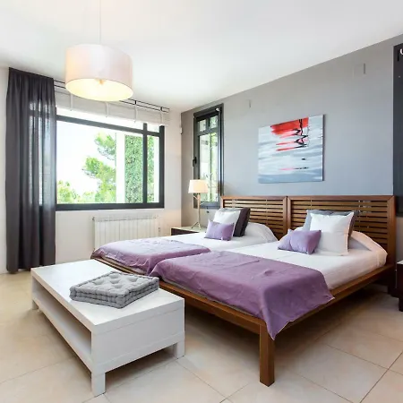 Tarracohomes, With Botanic Garden And Private Pool Facing The *