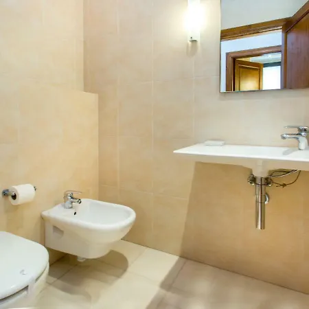 Tarracohomes, With Botanic Garden And Private Pool Facing The Villa Miami Playa